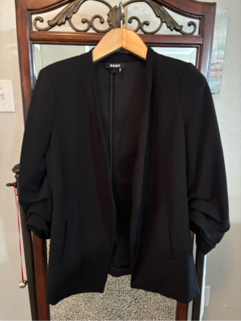 DKNY Black Open Front Blazer, Shawl Lapel Lined 3/4 Ruched Sleeve Large Office